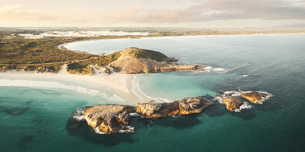 Esperance - Wylie Bay panorama at sunrise